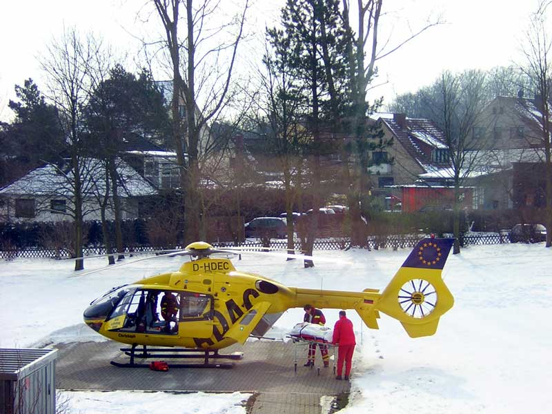 Durchs Krankenhausfenster beobachtet 3