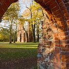 Durchsicht - in der Klosterruine Eldena