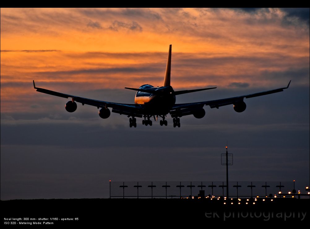 DUS - Final Approach - RWY23L