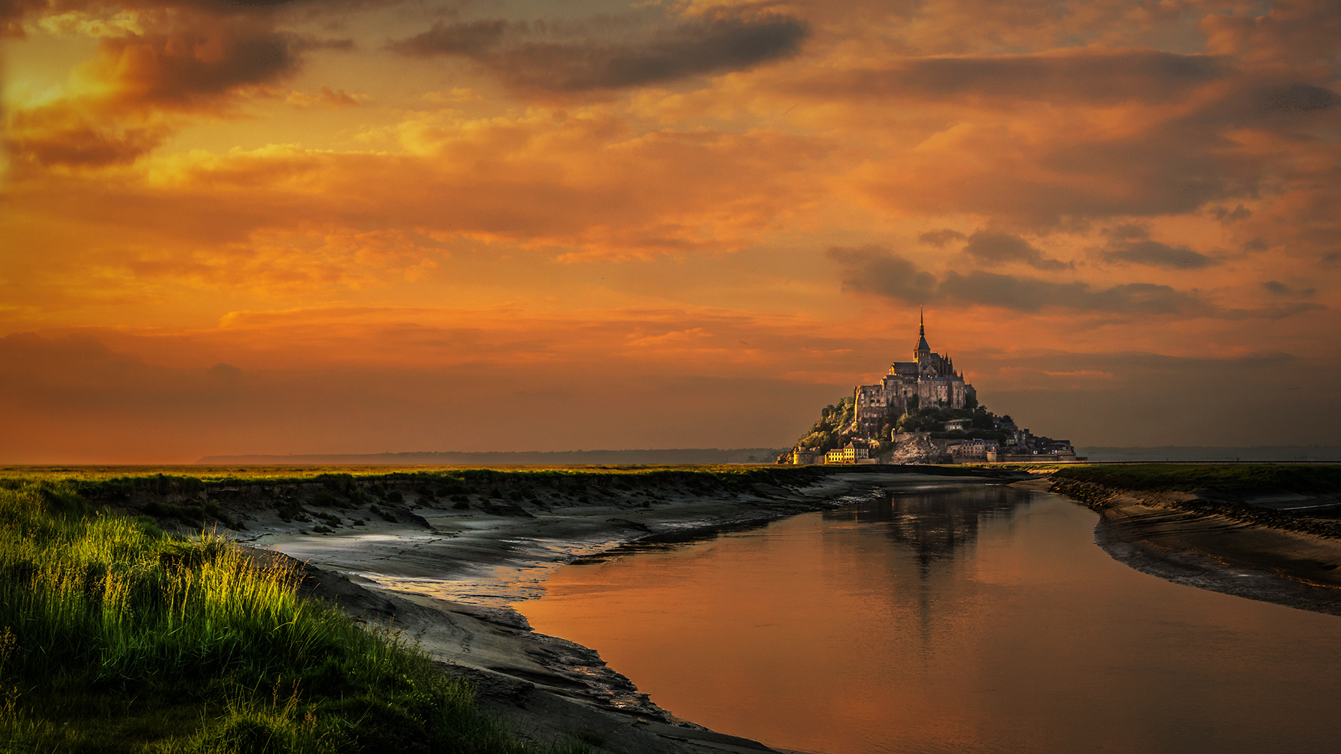 Dusk at Mont Saint Michel