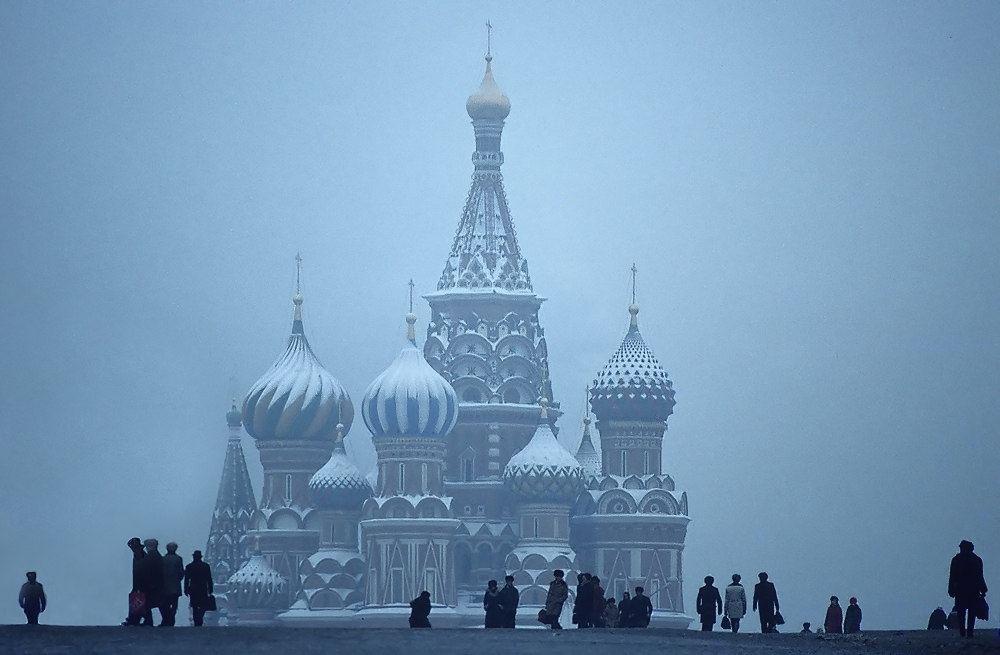 dusk in moscow