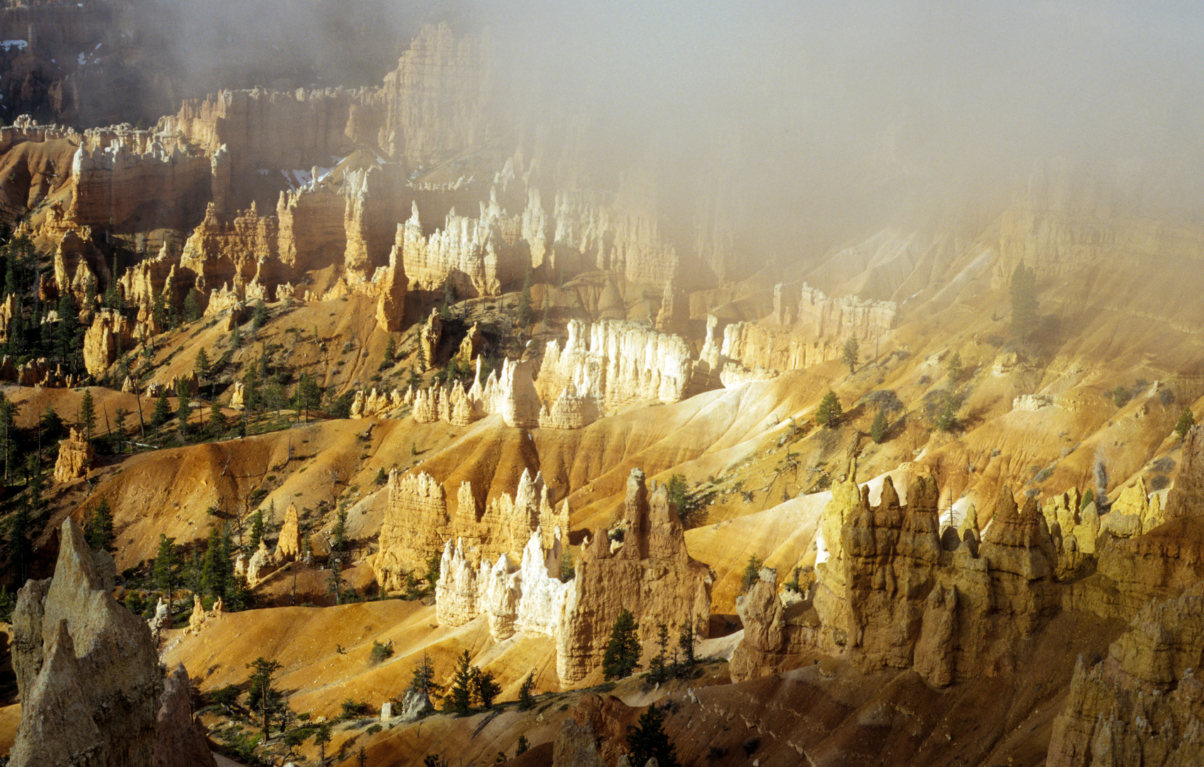 dusty Bryce Canyon