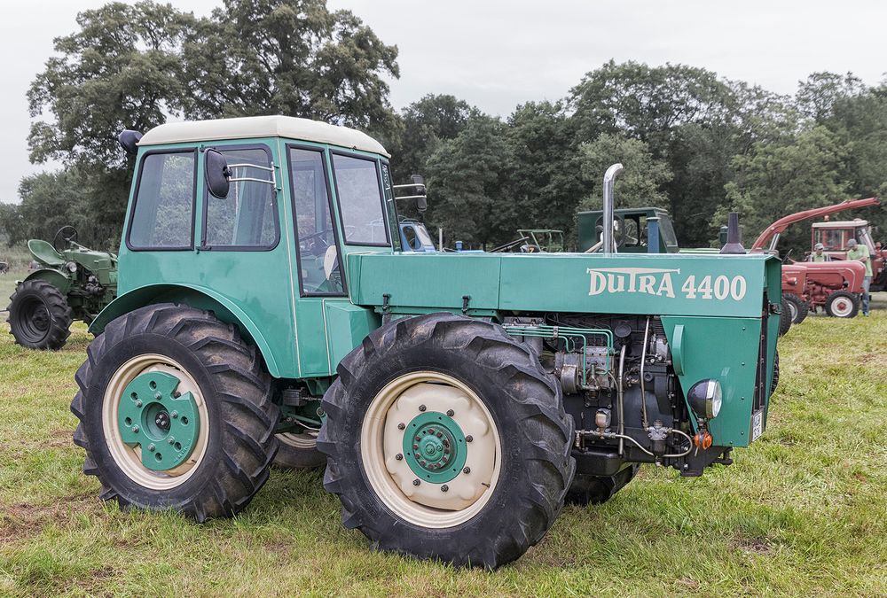 Dutra 4400 Foto & Bild landwirtschaft, traktor, technik Bilder auf