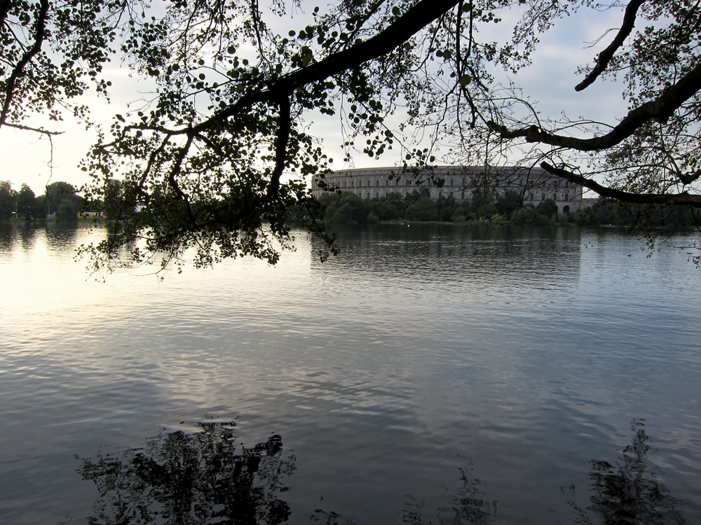 Dutzendteich & Kongresshalle