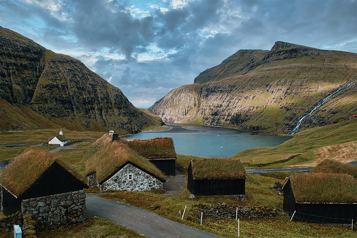 Dúvugarðar Hof Saksun 