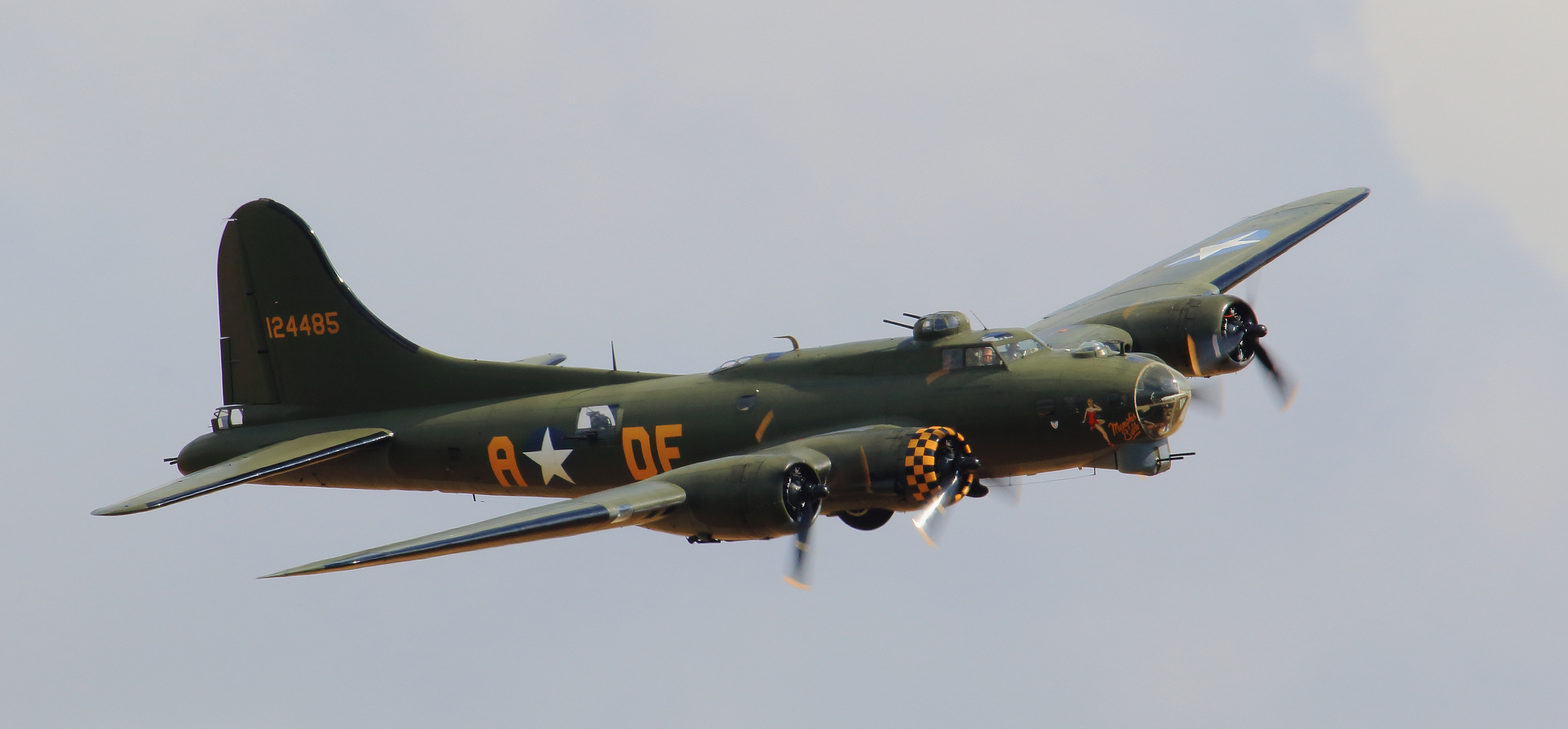 Duxford 07_2014: B-17 Sally B / Memphis Belle