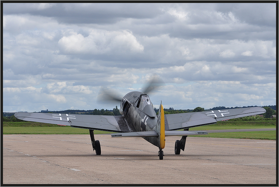 Duxford Flying Legends 2009 - Focke Wulf 190 A3 rollt an