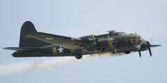 Duxfort 2011 B-17 Flying Fortress Sally B