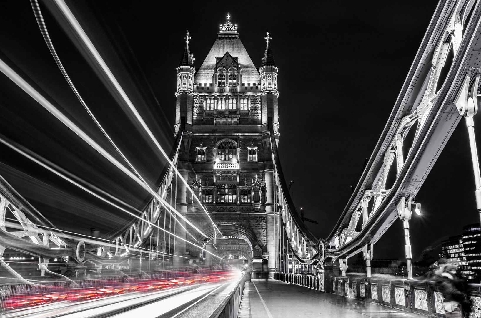 Dynamic Tower Bridge