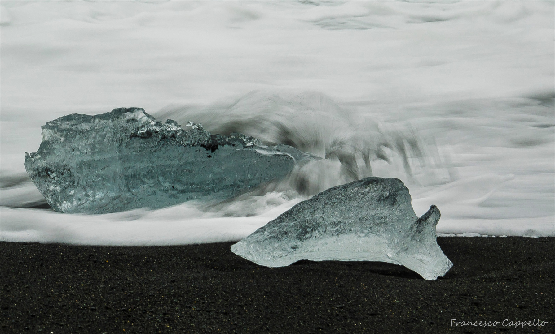 Dynamik am schwarzen Strand (5)