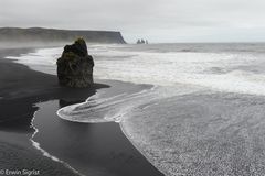 Dyrholaey-Beach (Nähe Vik - Island)