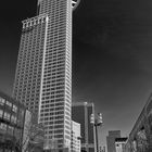 DZ Bank, auch Westend Tower oder Kronenhochhaus genannt (208 Meter) in der Westendstraße 1...