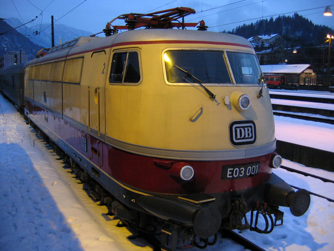 E 03 001 am 3. Jänner 2005 in Kufstein