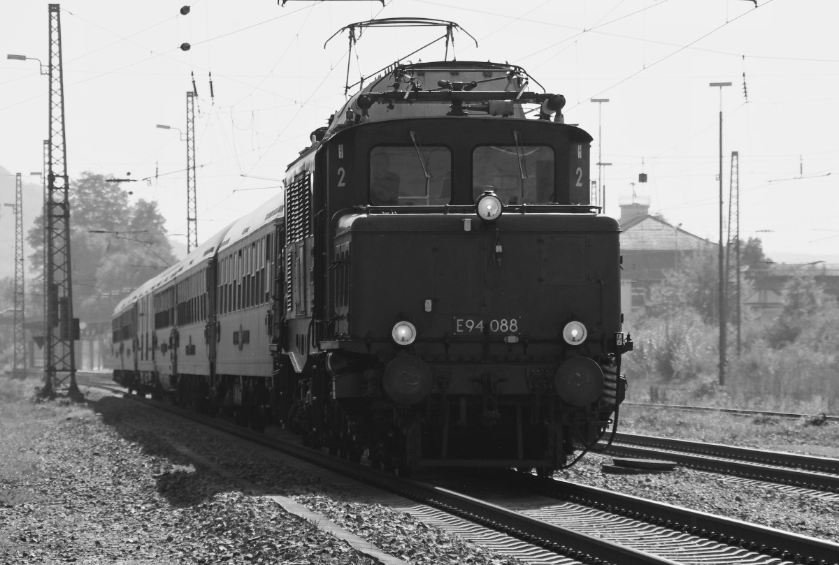 E-94 068 mit Classic Courier Stuttgart - Trier