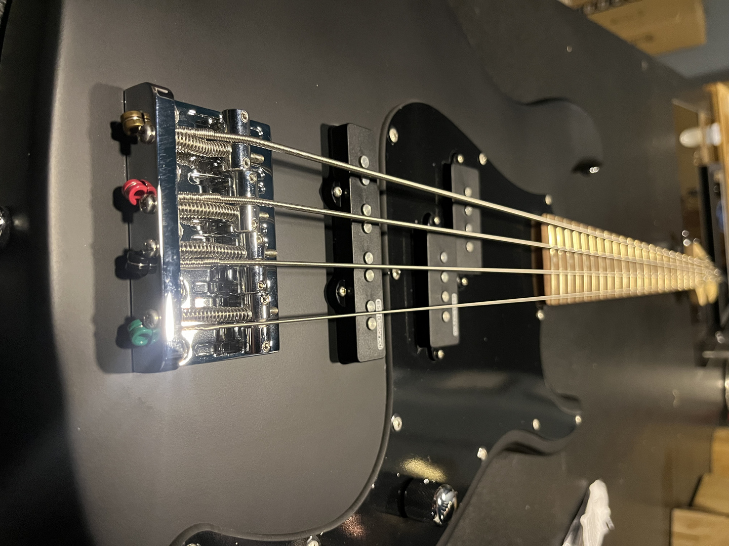 E-Bass ESP LTD AP-204