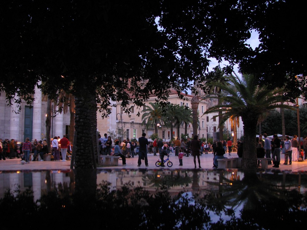 e ora un'altra bella serata in piazza garibaldi