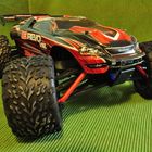 E-revo Monster Truck