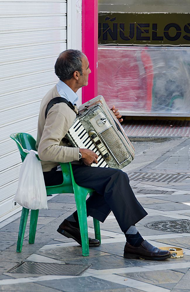 Música de mano, música de pie. de JOSEARGOS 