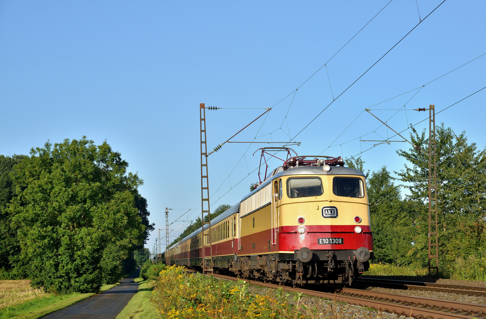 E10 1309 am 19.08.17 in Nordbögge