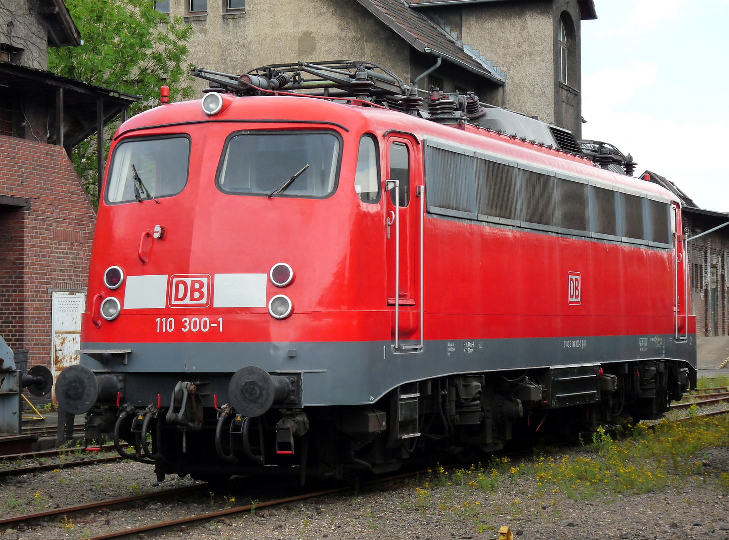 E10, "Bügelfalte"