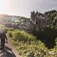 Touris an der Burg Eltz