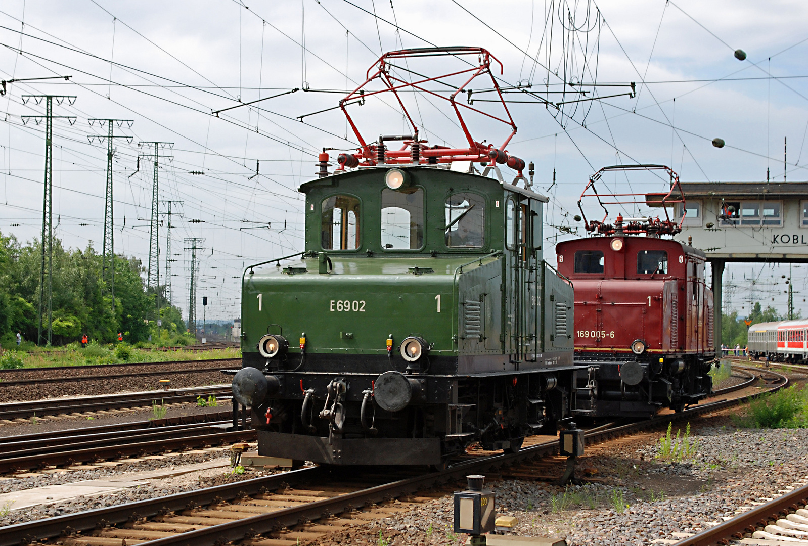 E69 02 + 169 005-6