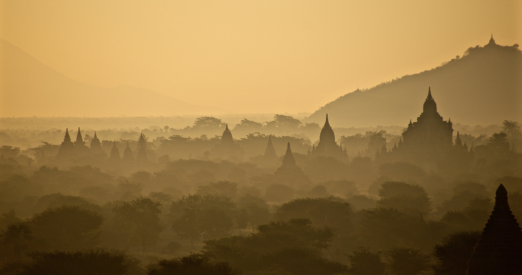 ..early morning bagan..