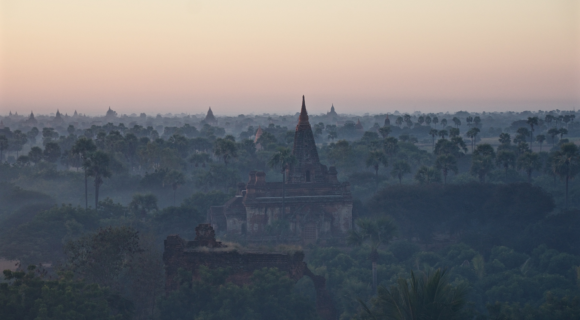 .early morning bagan.