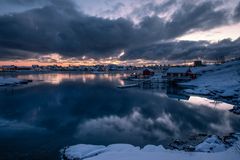 ...early winter morning in Reine...