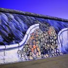 East Side Gallery - Berlin (02)