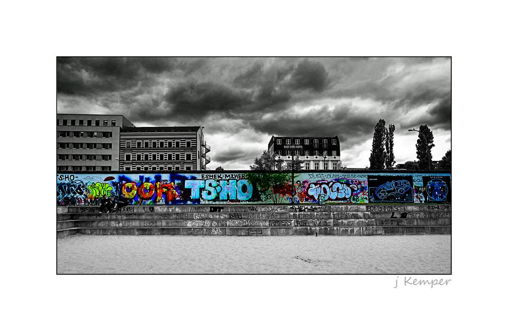 - East-Side-Gallery von der anderen Seite -