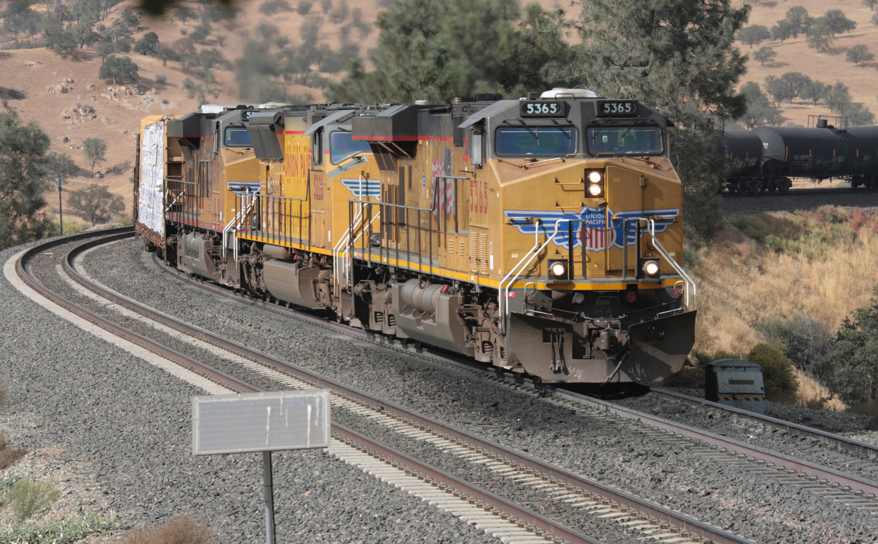 Eastbound Union Pacific Freight Train at Tehachapi Loop Foto & Bild