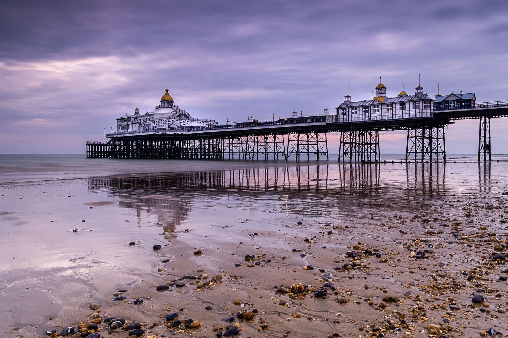 _eastbourne pier_