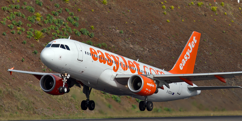 Easy Jet in Funchal