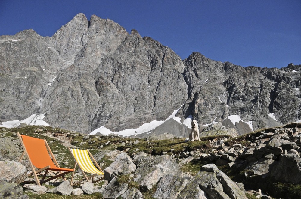 Easy Living in den Alpen von Julien Vallé