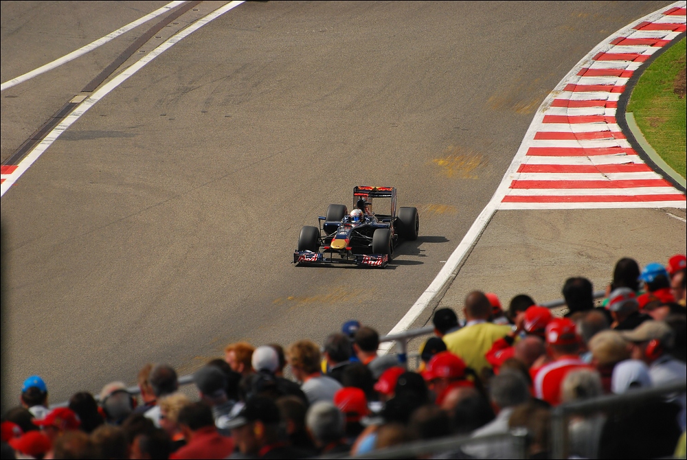 Eau Rouge