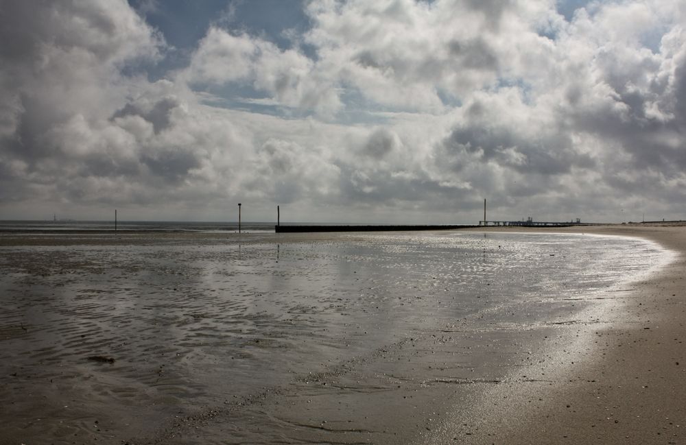 Ebbe am Hooksieler Außenhafen