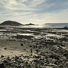 Ebbe am Strand der Insel Herm