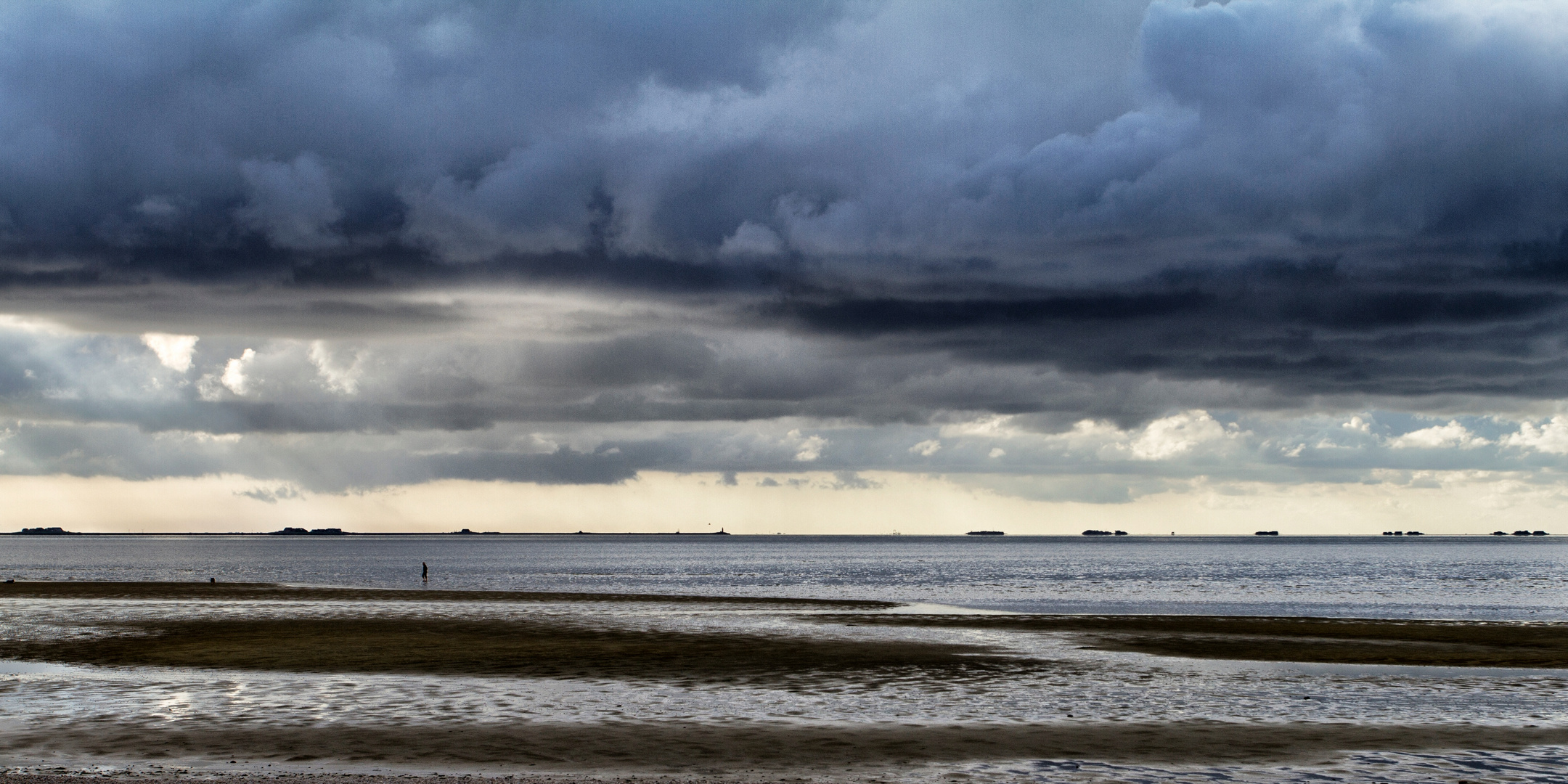 Ebbe am Strand von Wyk auf Föhr