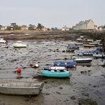 Ebbe im Hafen von Barfleur