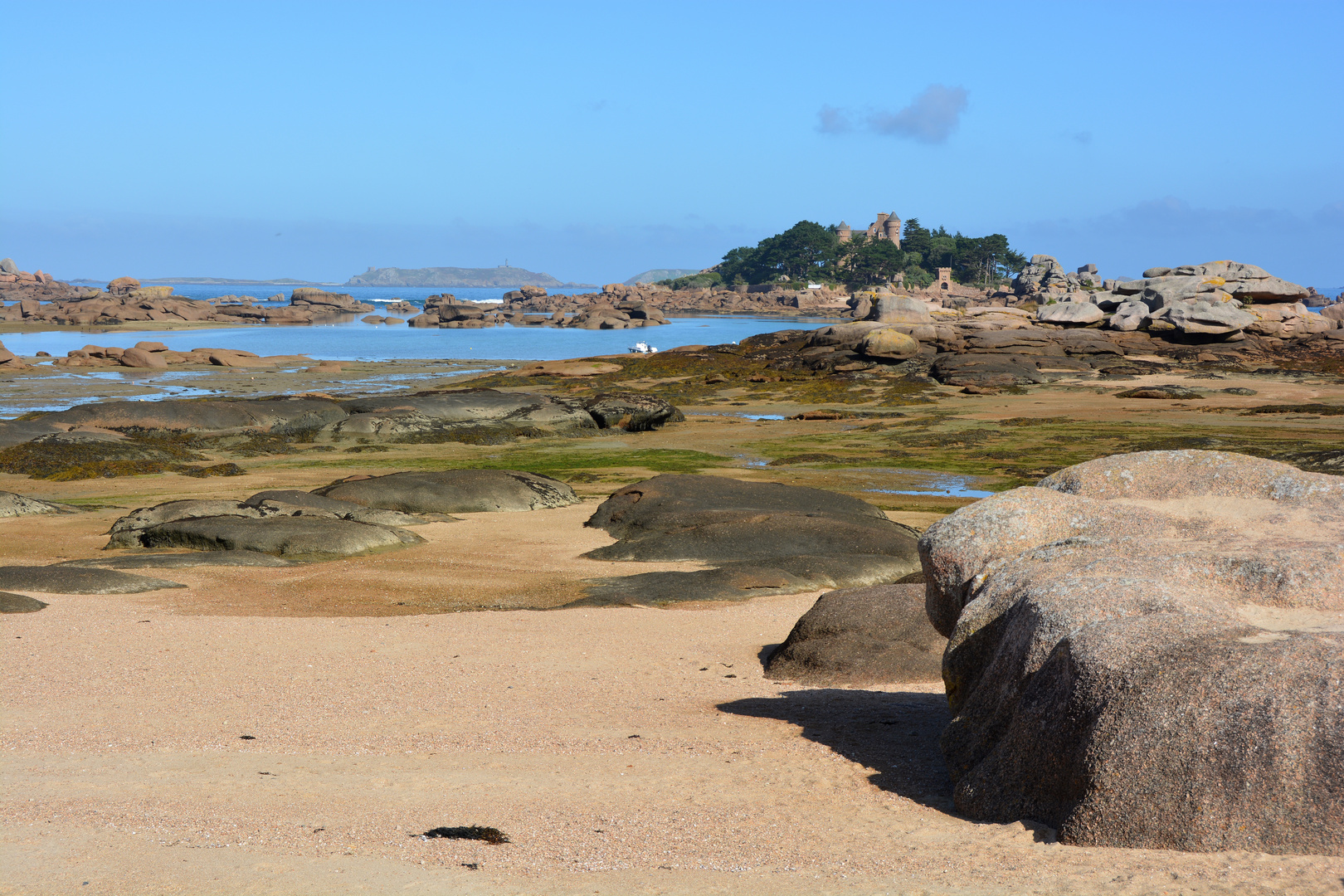 Ebbe vor Chateau Costaeres