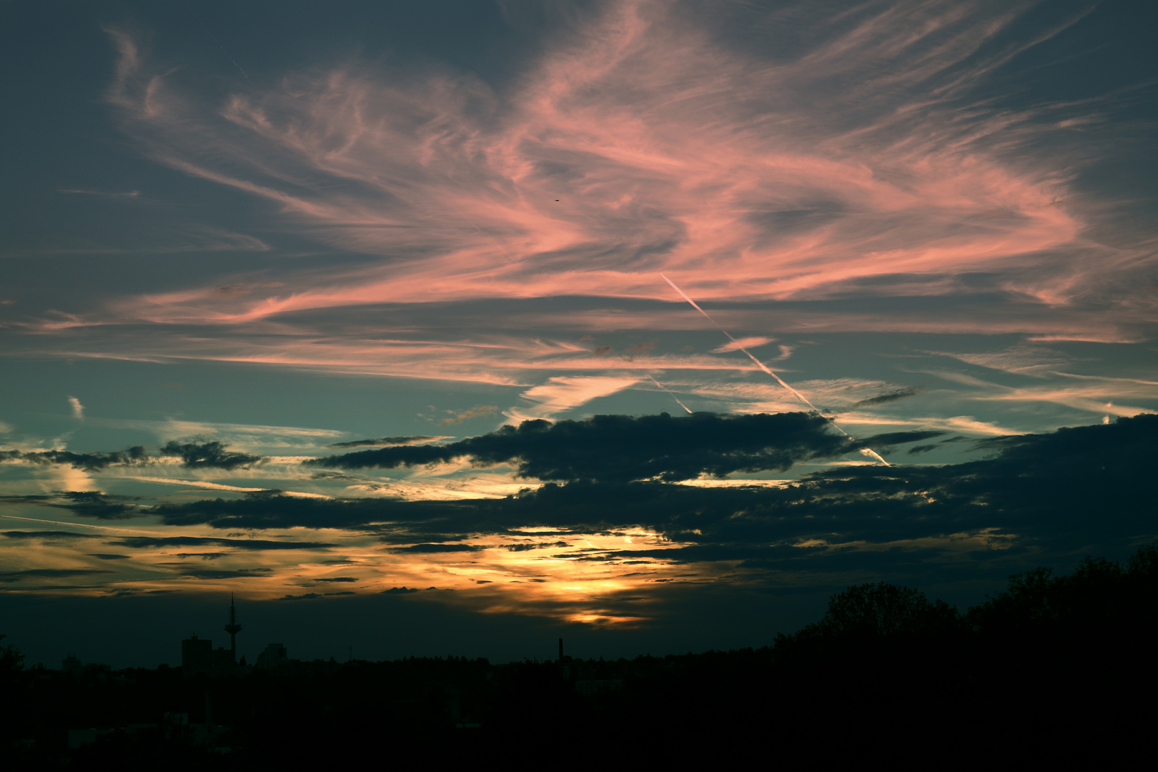 eben den Himmel über Frankfurt