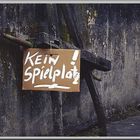 eben, kein Spielplatz