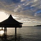 Eblouissement sur Anse Vata… -- Nouméa -- Blendung an der Anse Vata Bucht…