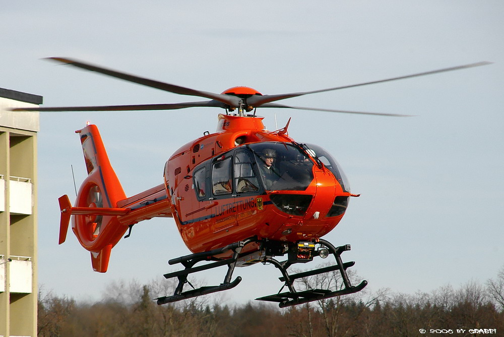 EC 135