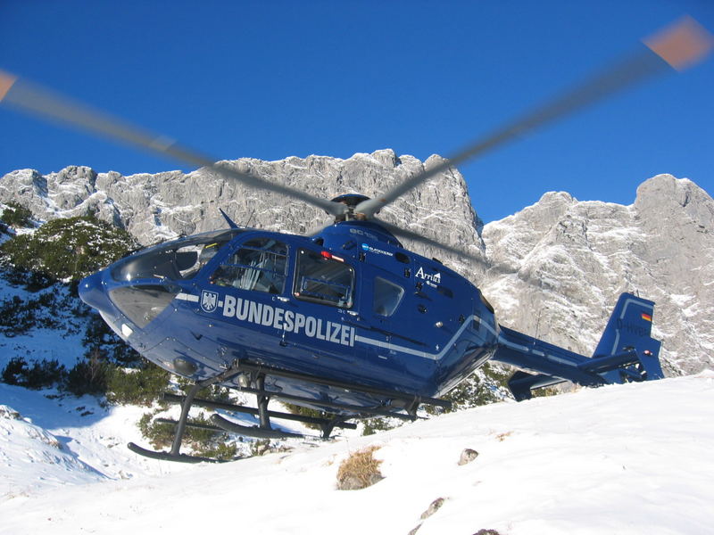 EC 135 der Bundespolizei (Gebirgsflugausbildung)