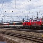 EC 191 mit SBB-Panoramawagen (1)