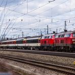 EC 191 mit SBB-Panoramawagen (1)