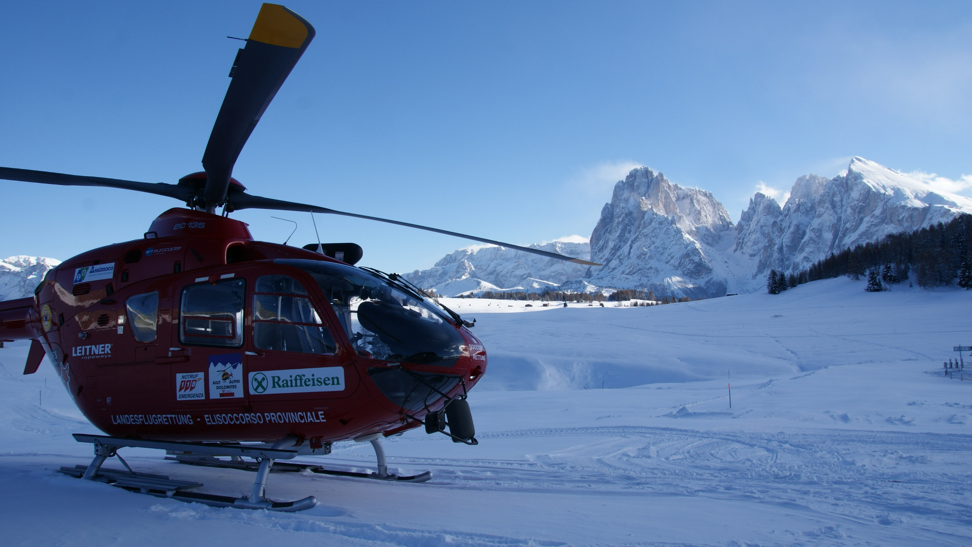 Ec135T2i, Aiut Alpin Dolomites, Flugrettung Dolomiten, Seiser Alm