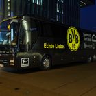 Echte Liebe – Mannschaftsbus Borussia Dortmund in Düsseldorf